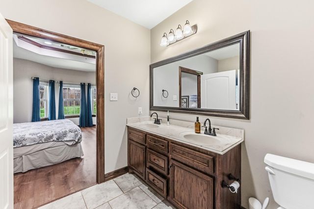 1856 Rollingwood Drive, Huntsville, TX 77340