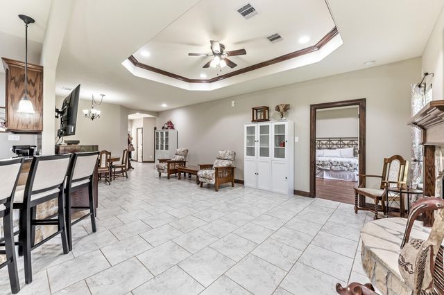 1856 Rollingwood Drive, Huntsville, TX 77340