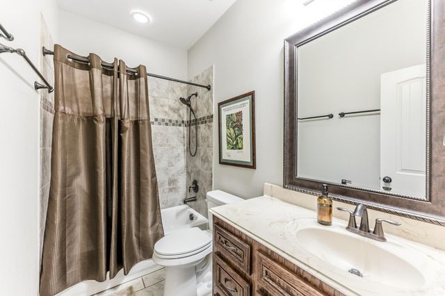 1856 Rollingwood Drive, Huntsville, TX 77340