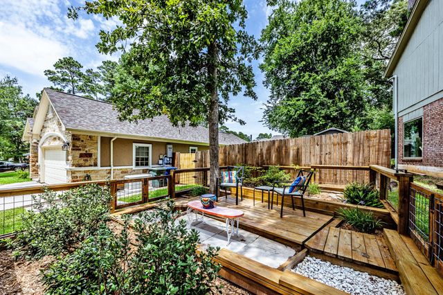 1856 Rollingwood Drive, Huntsville, TX 77340