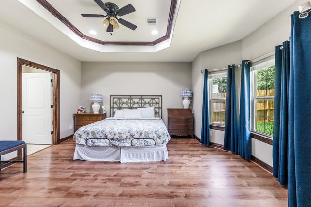 1856 Rollingwood Drive, Huntsville, TX 77340