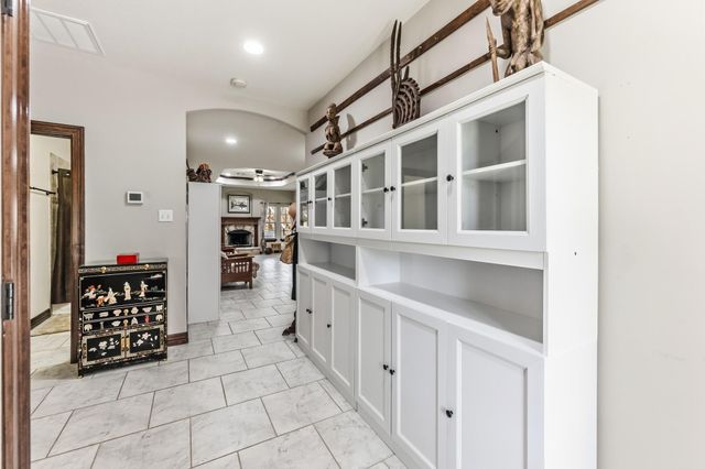 1856 Rollingwood Drive, Huntsville, TX 77340