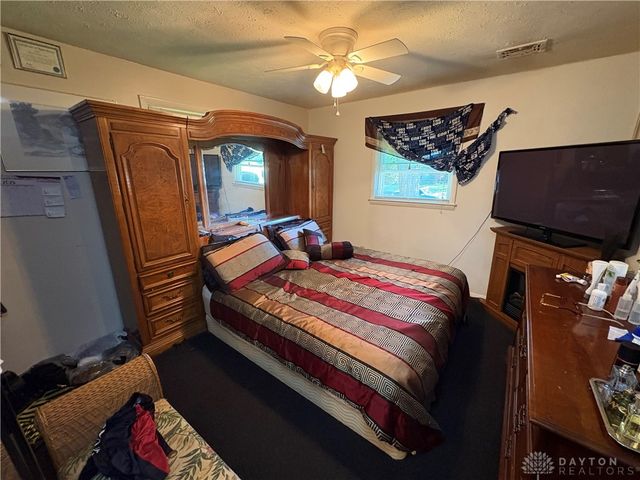 2 Greacian Avenue, Dayton, OH 45426