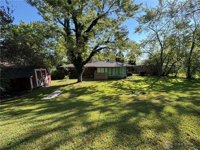 2 Greacian Avenue, Dayton, OH 45426