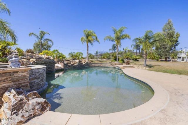 5105 Via El Cerro, Thousand Oaks, CA 91320