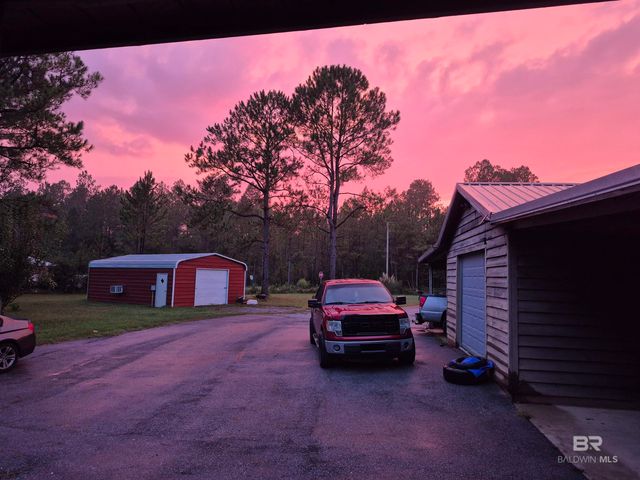 27860 Goat Cooper Road, Robertsdale, AL 36567