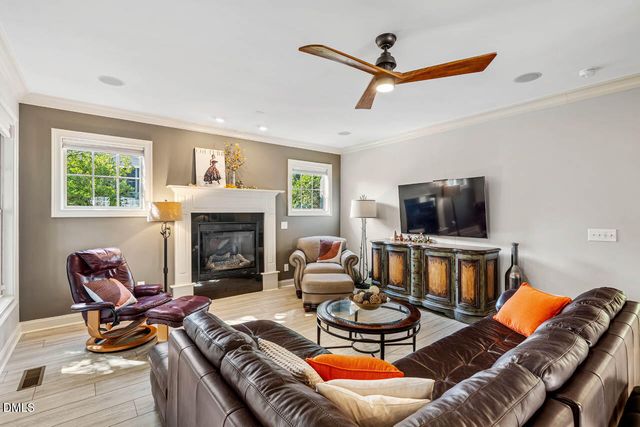 1378 Great Ridge Parkway, Chapel Hill, NC 27516