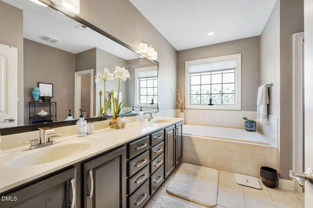 1378 Great Ridge Parkway, Chapel Hill, NC 27516