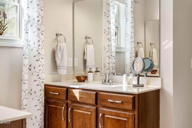1378 Great Ridge Parkway, Chapel Hill, NC 27516