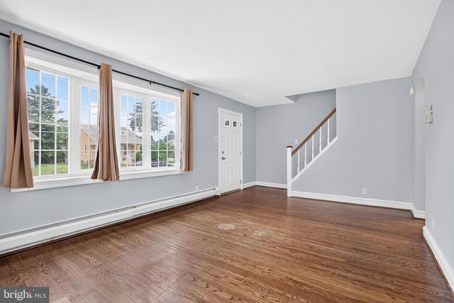 919 HARTEL AVE, Philadelphia, PA 19111