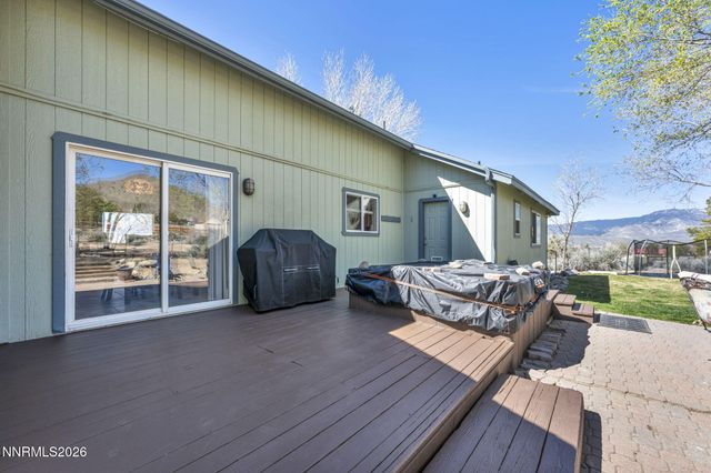 1374 Porter Drive, Minden, NV 89423