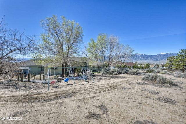 1374 Porter Drive, Minden, NV 89423