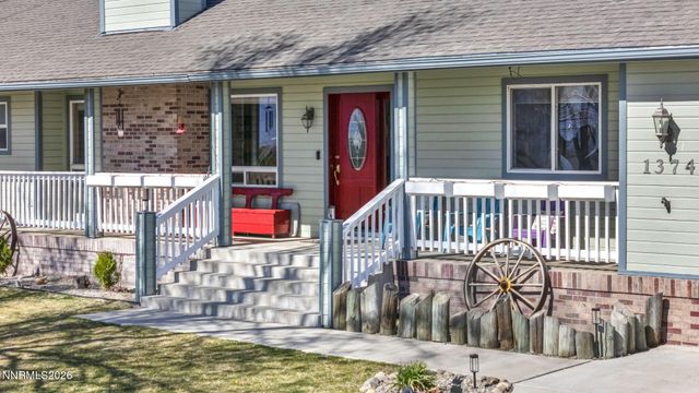 1374 Porter Drive, Minden, NV 89423