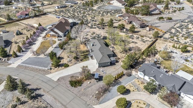 1374 Porter Drive, Minden, NV 89423