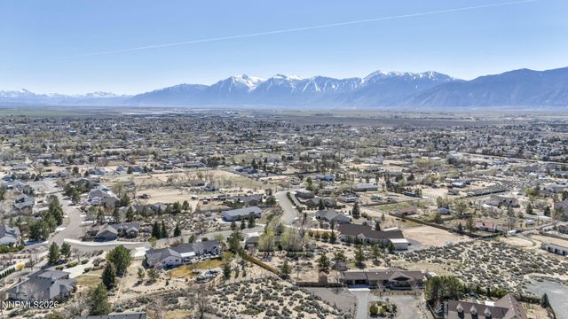 1374 Porter Drive, Minden, NV 89423