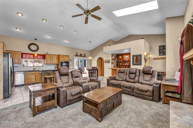 1374 Porter Drive, Minden, NV 89423