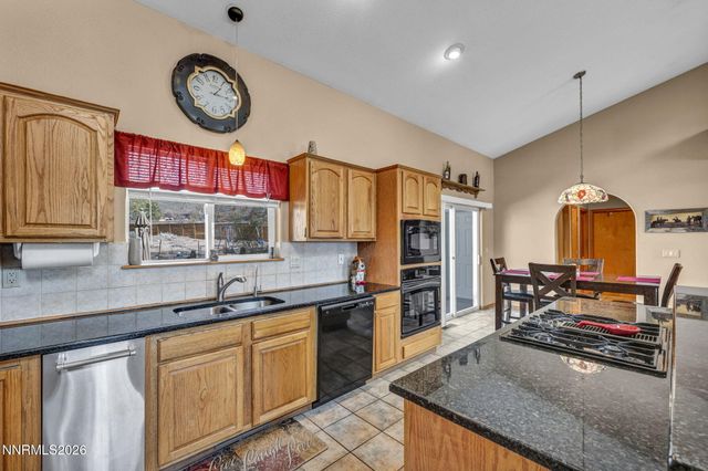 1374 Porter Drive, Minden, NV 89423