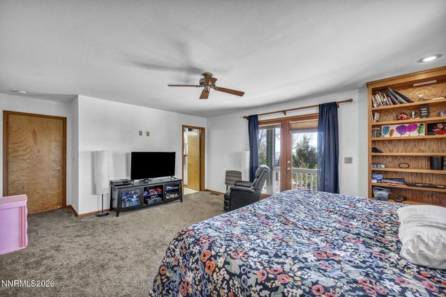 1374 Porter Drive, Minden, NV 89423