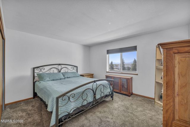 1374 Porter Drive, Minden, NV 89423