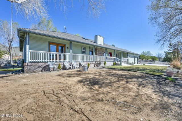 1374 Porter Drive, Minden, NV 89423