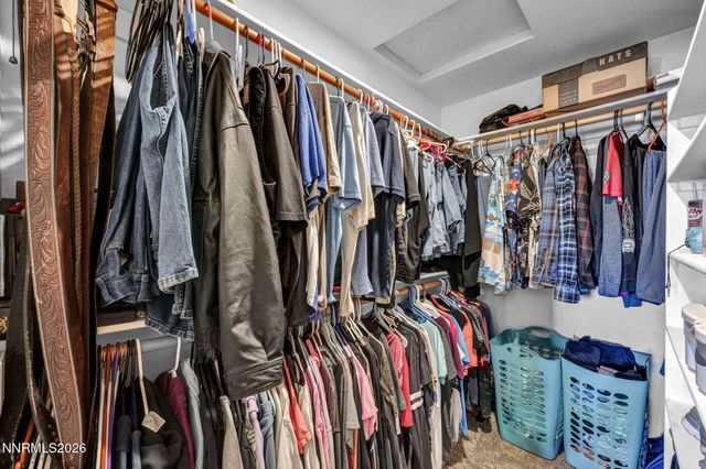 1374 Porter Drive, Minden, NV 89423