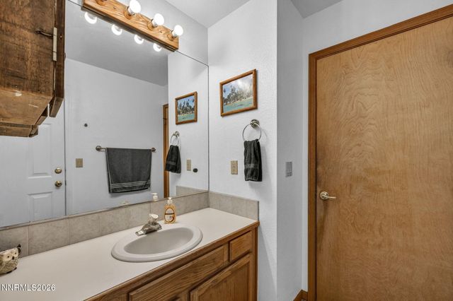 1374 Porter Drive, Minden, NV 89423