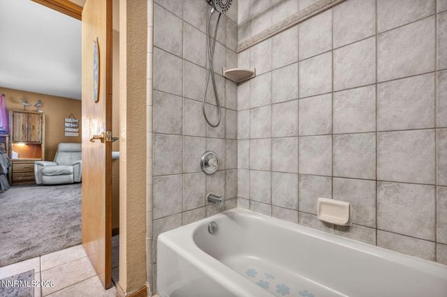 1374 Porter Drive, Minden, NV 89423