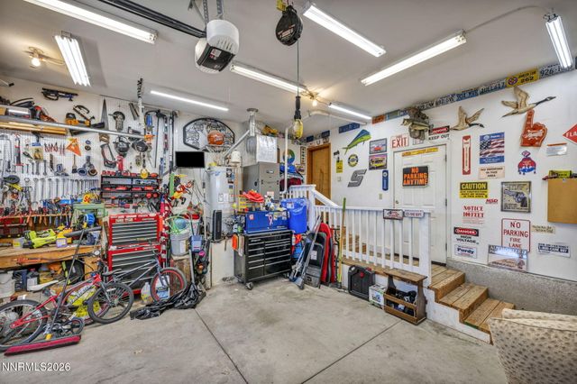 1374 Porter Drive, Minden, NV 89423