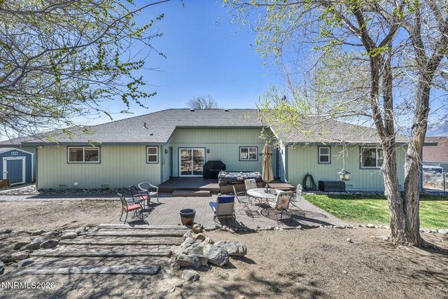 1374 Porter Drive, Minden, NV 89423