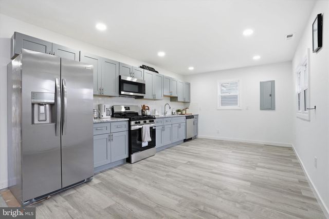 73 NEW JERSEY AVE, Pennsville, NJ 08070