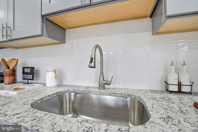 73 NEW JERSEY AVE, Pennsville, NJ 08070