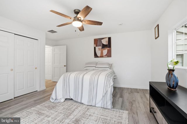 73 NEW JERSEY AVE, Pennsville, NJ 08070