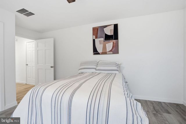 73 NEW JERSEY AVE, Pennsville, NJ 08070