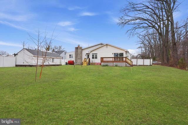 73 NEW JERSEY AVE, Pennsville, NJ 08070