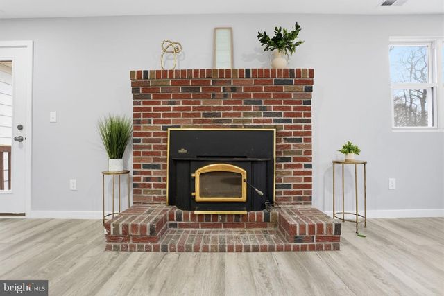 73 NEW JERSEY AVE, Pennsville, NJ 08070