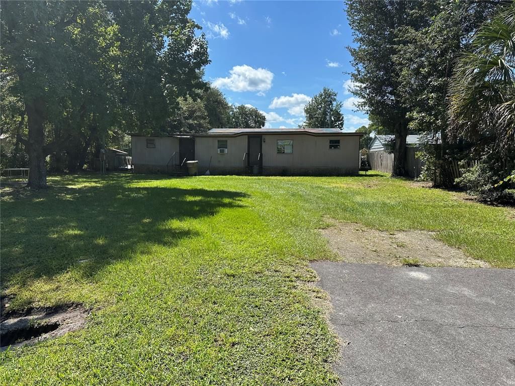 24048 ERMINE ROAD, Astor, FL 32102