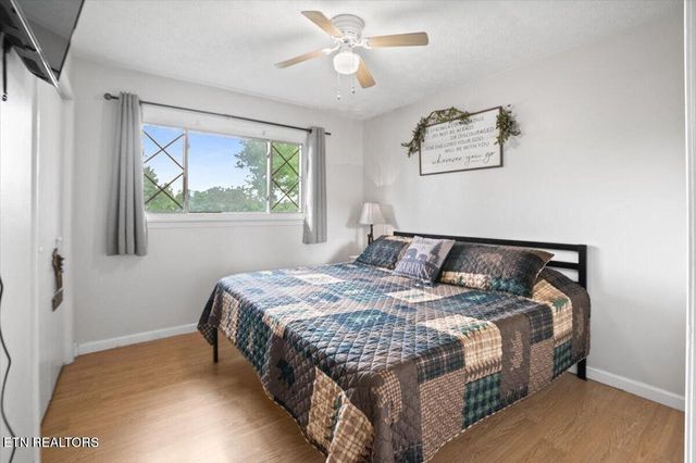 446 Oak Run Rd, Lafollette, TN 37766