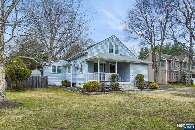 28 E Liberty Avenue, Hillsdale, NJ 07642