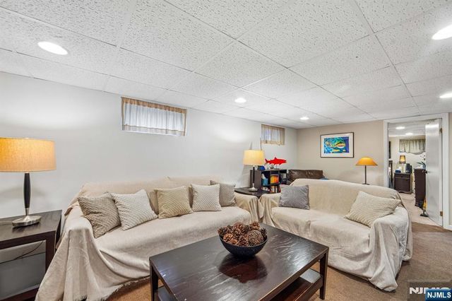 28 E Liberty Avenue, Hillsdale, NJ 07642
