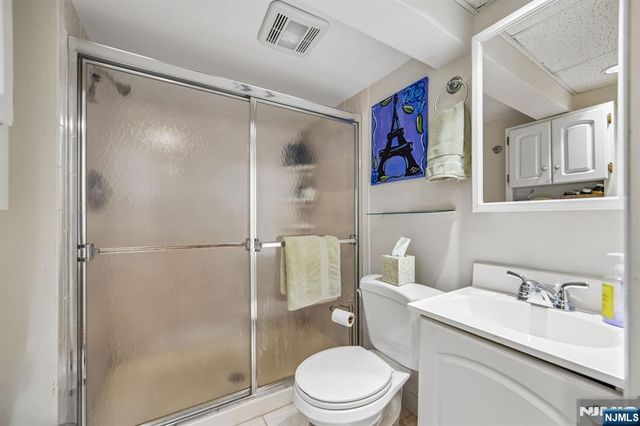 28 E Liberty Avenue, Hillsdale, NJ 07642