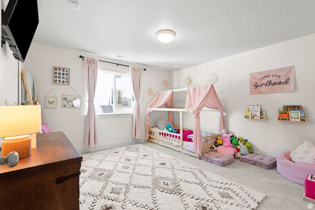 1048 N KENSINGTON HTS, Kaysville, UT 84037