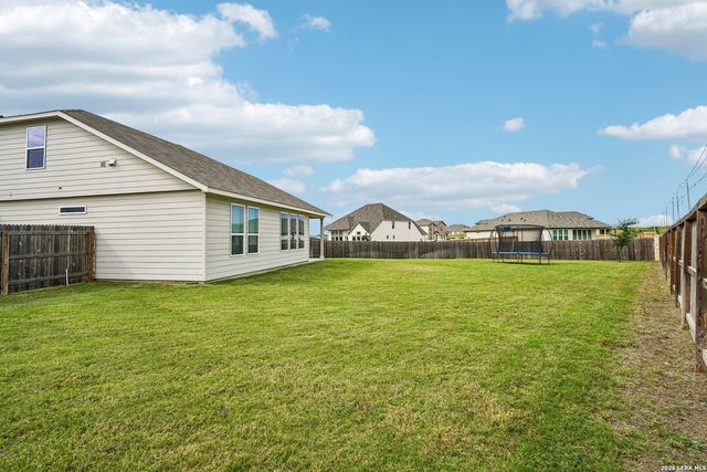 5126 Garden, Marion, TX 78124