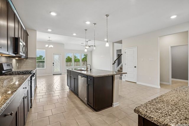 5126 Garden, Marion, TX 78124