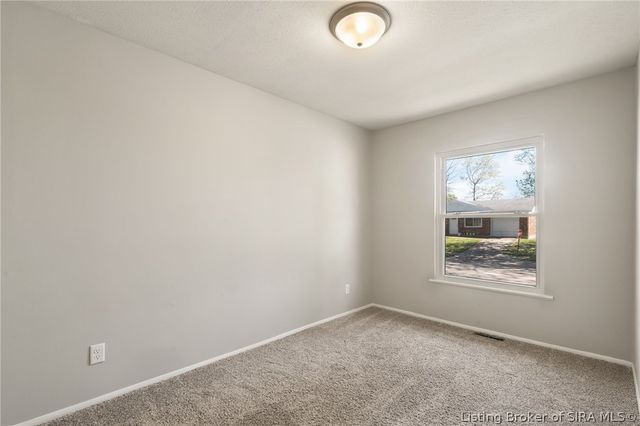 936 Pennsylvania Avenue, Jeffersonville, IN 47130