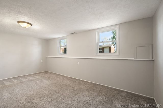 936 Pennsylvania Avenue, Jeffersonville, IN 47130