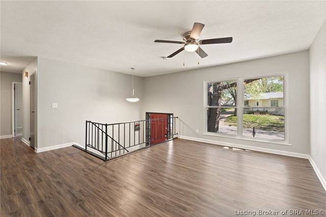 936 Pennsylvania Avenue, Jeffersonville, IN 47130