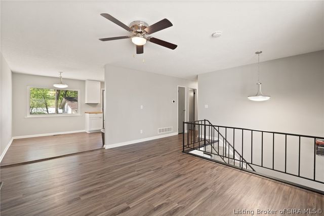 936 Pennsylvania Avenue, Jeffersonville, IN 47130