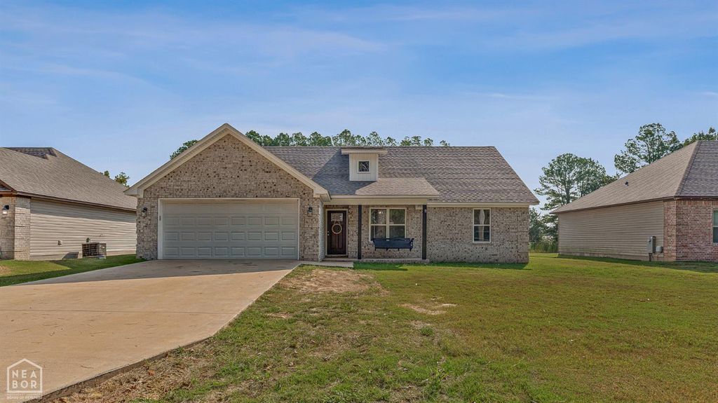 4402 Richardson Drive, Jonesboro, AR 72404