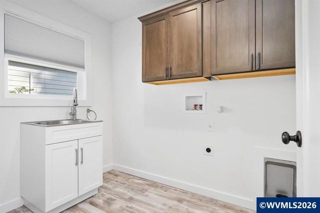 1117-1119 6th St NW St, Salem, OR 97304