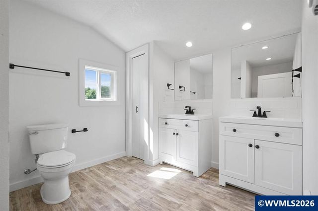 1117-1119 6th St NW St, Salem, OR 97304